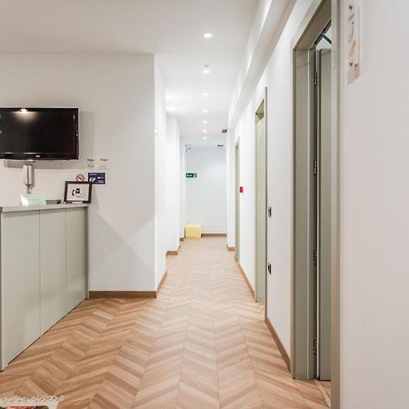 Polifonia City Loft By Kondo Stays Vlore Bagian luar foto